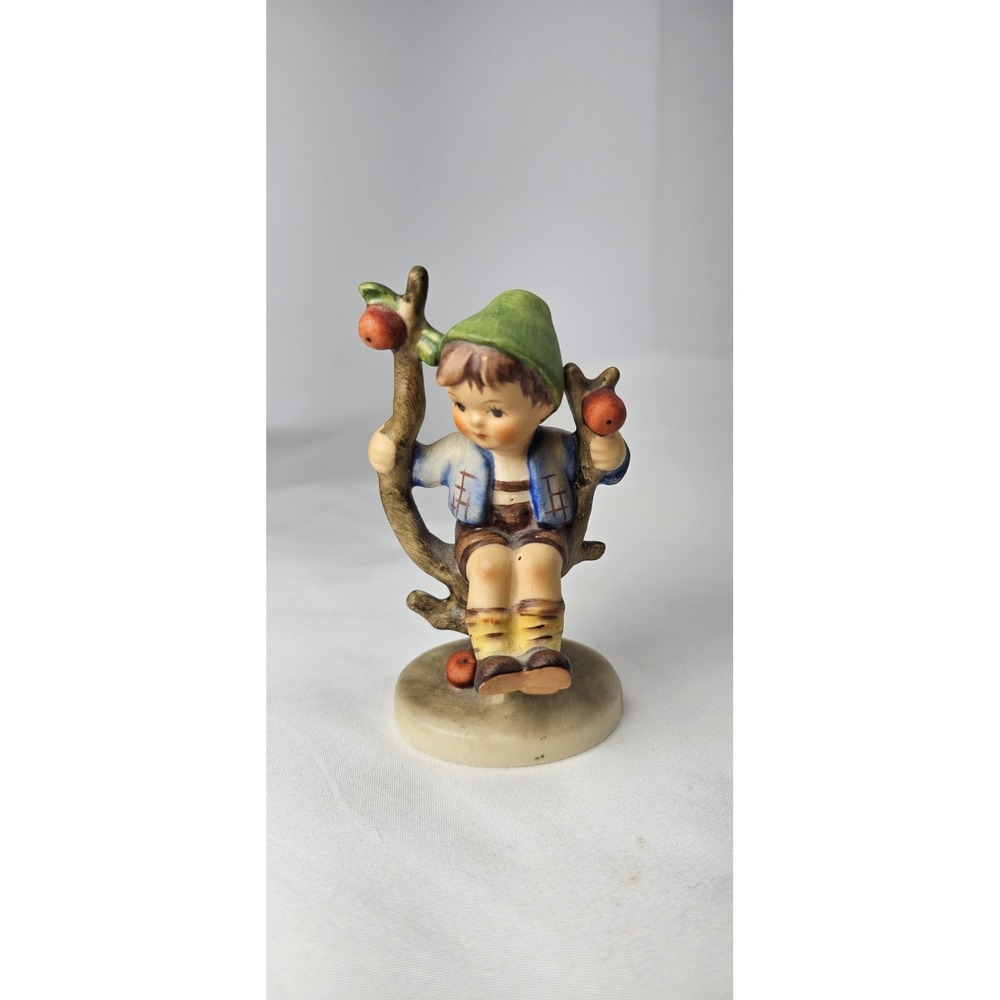 Vintage Goebel Hummel Apple Tree Boy #142/3/0 TMK-3 W Germany Figurine 3.5" Tall